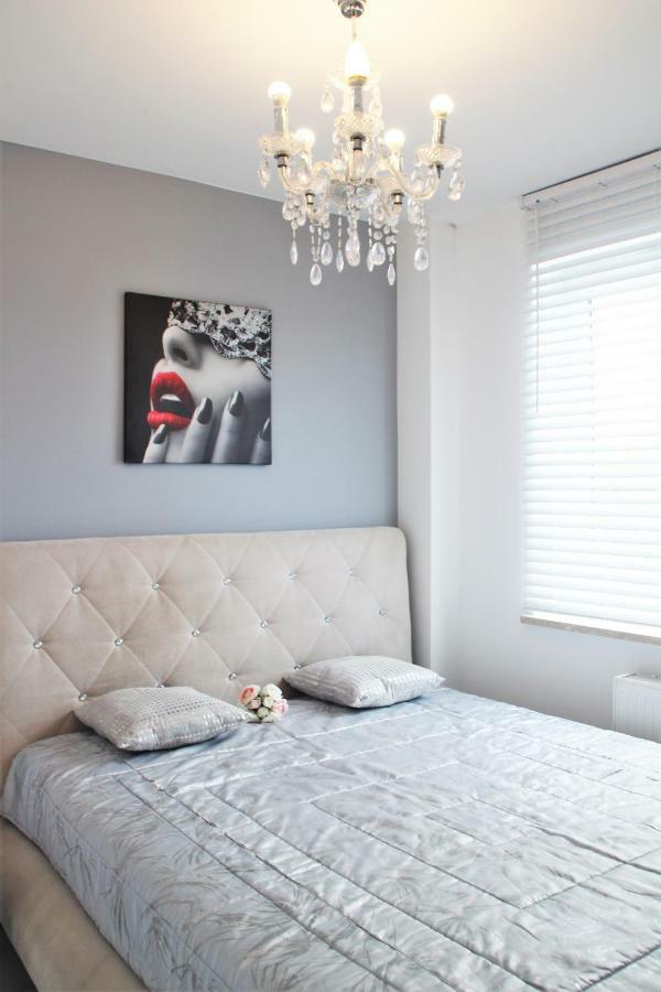 Delux Apartment Келце Екстериор снимка