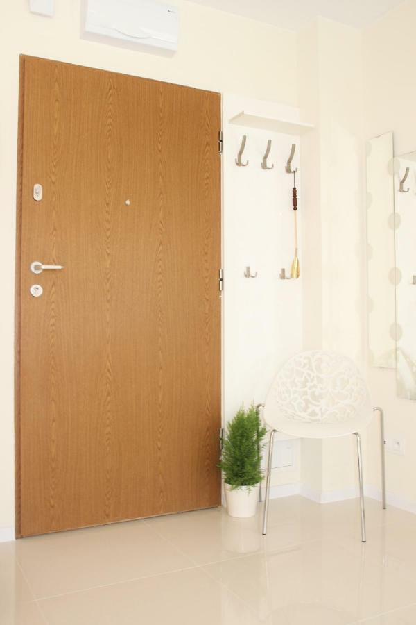 Delux Apartment Келце Екстериор снимка
