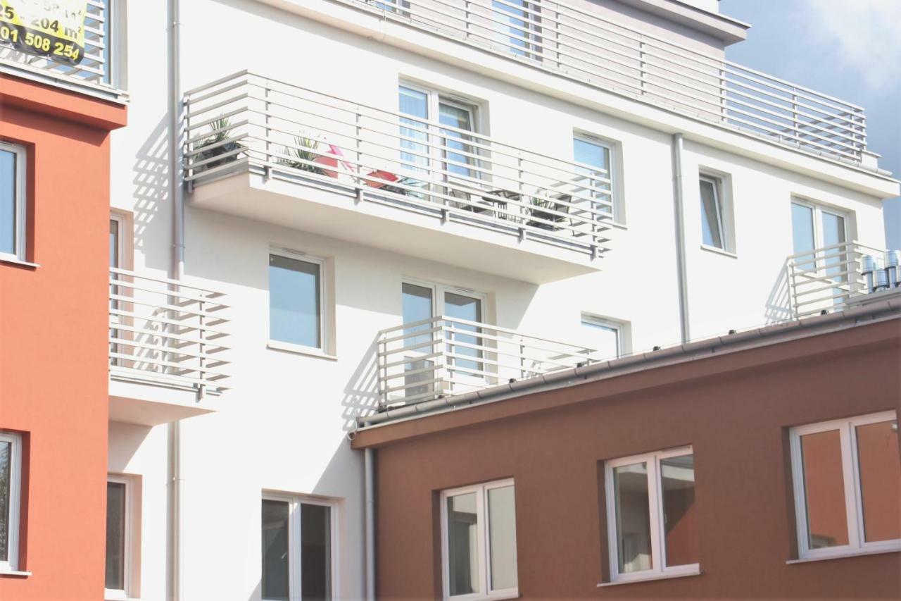 Delux Apartment Келце Екстериор снимка