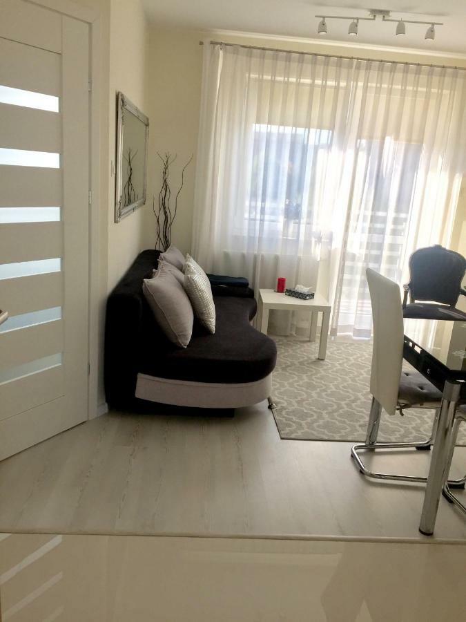 Delux Apartment Келце Екстериор снимка